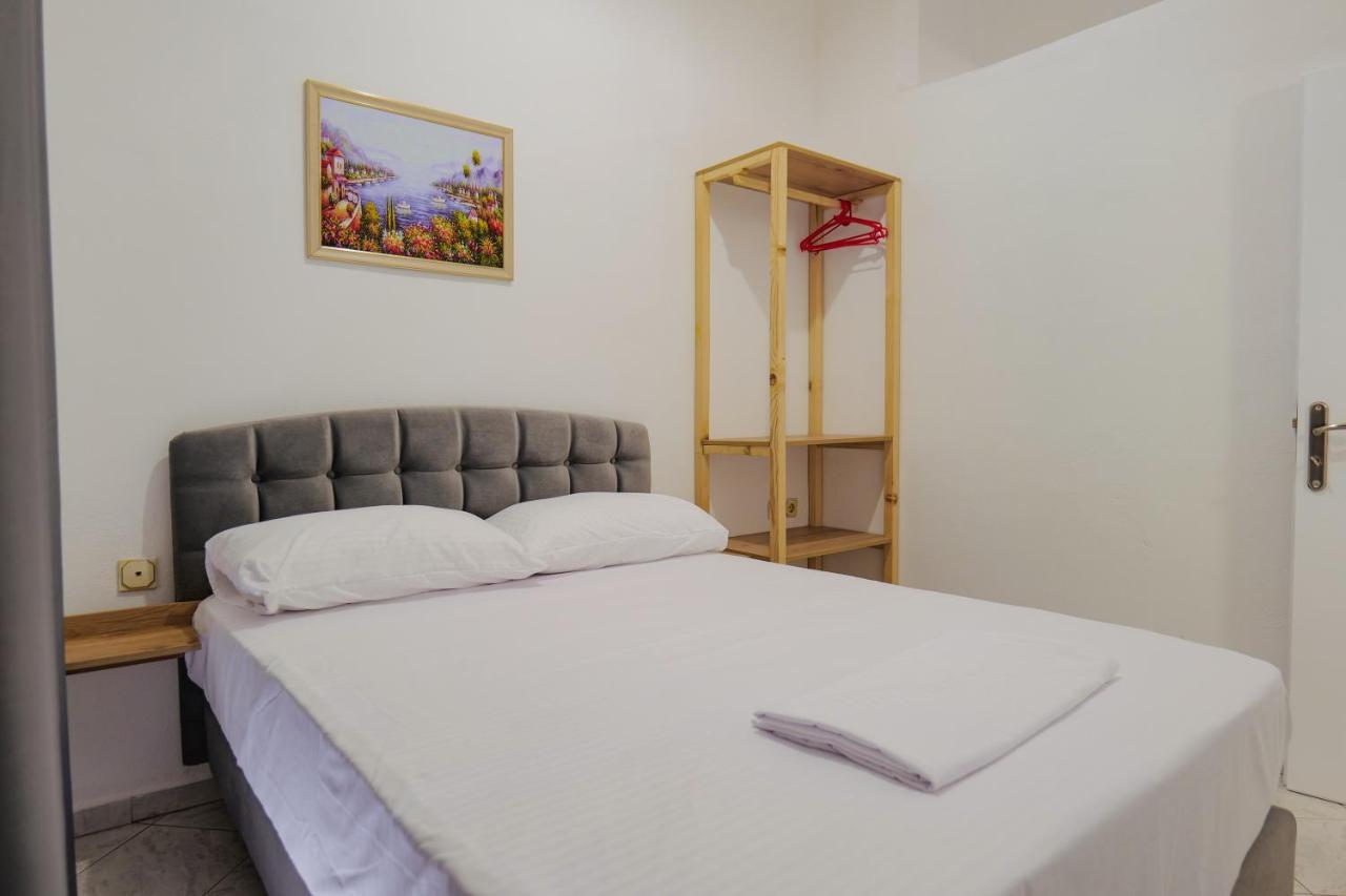 Hotel Casamia Саранда Екстер'єр фото